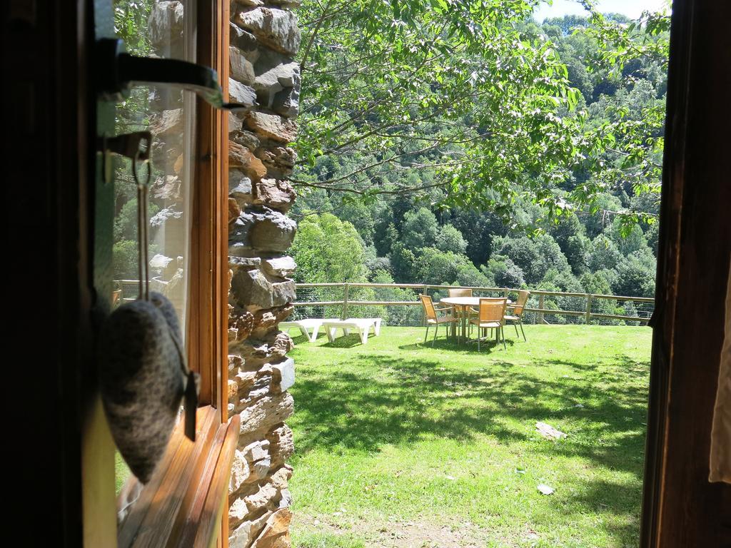 Apartamentos Rurales Les Barnedes Molló Kültér fotó