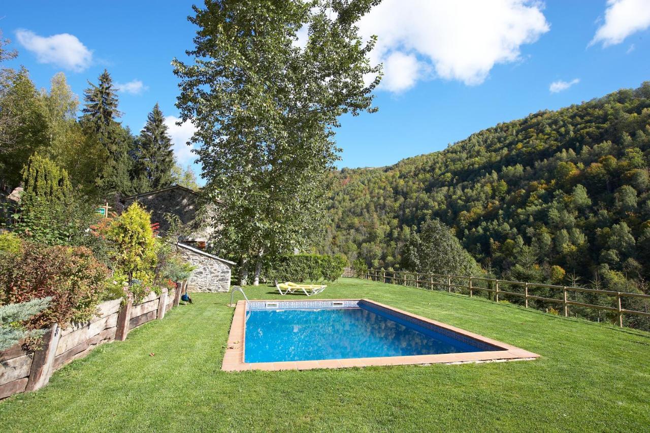 Apartamentos Rurales Les Barnedes Molló Kültér fotó